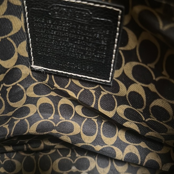 Coach purse - Picture 3 of 10